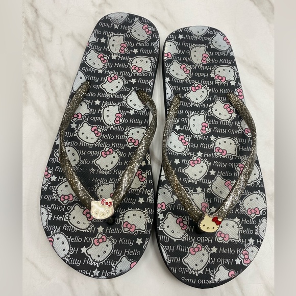 Hello kitty sandals - Picture 1 of 7